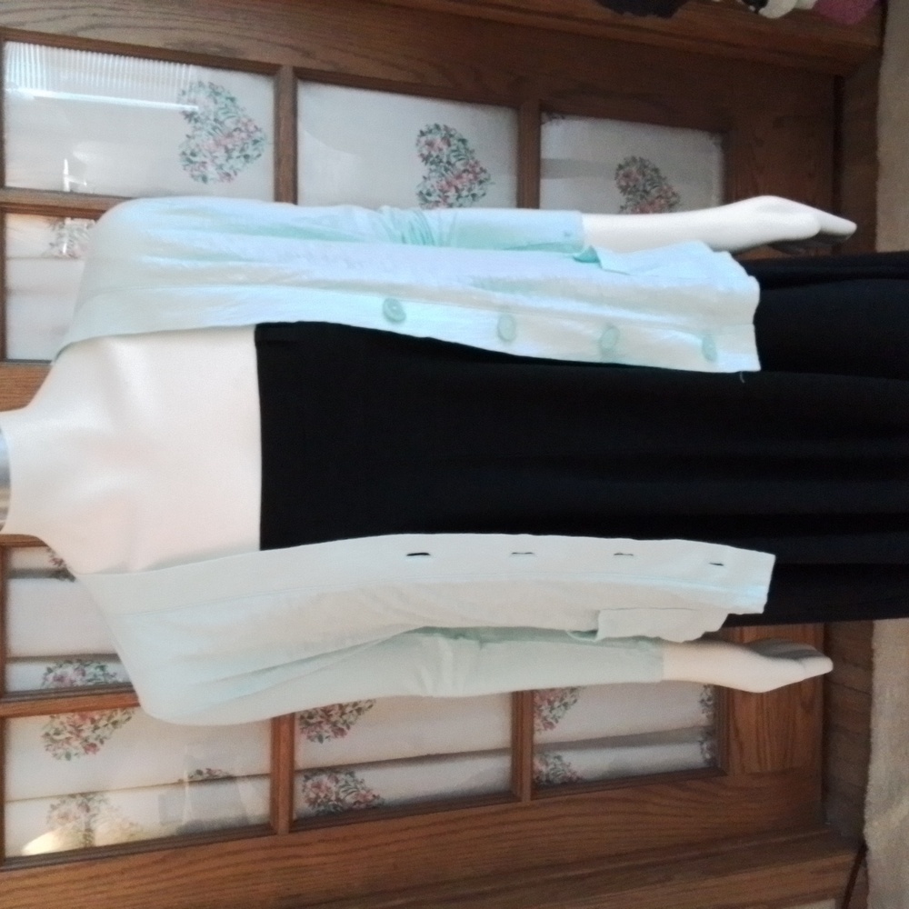Talbots light aqua 100% cotton cardi in petite small.